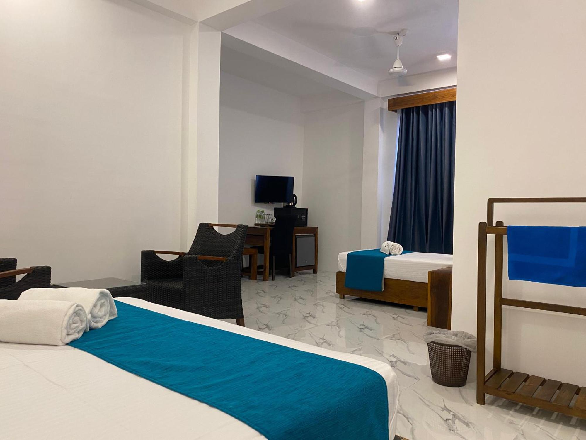 Trinco Beach Resort Trincomalee Exterior photo